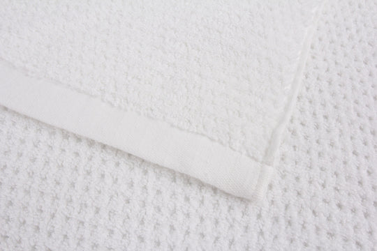Everplush Diamond Jacquard Towel Set